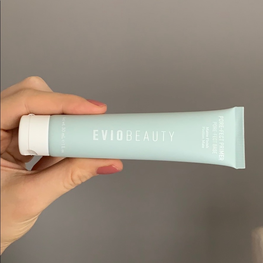 Evio Beauty Pore-fect Matte Primer
